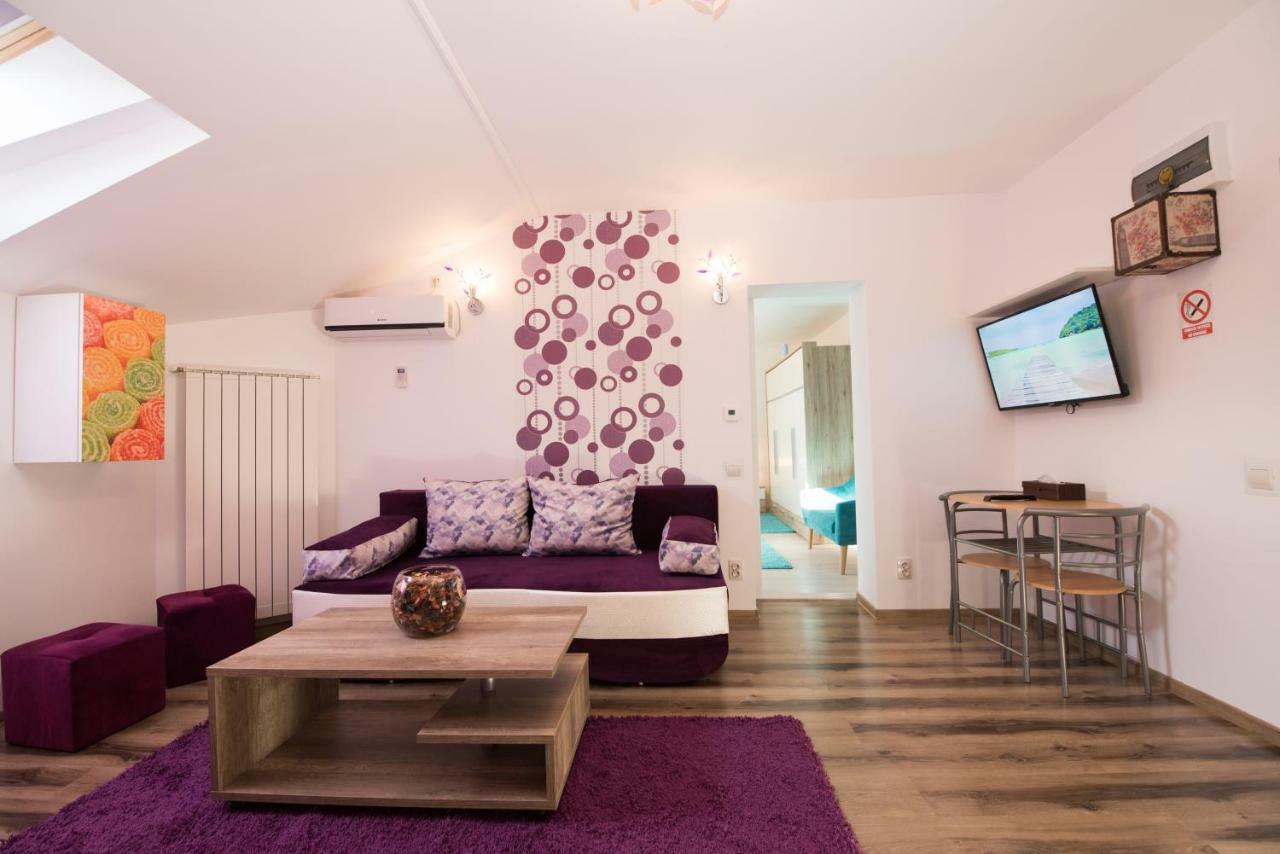 Queen Holiday Apartment Bucareste Exterior foto