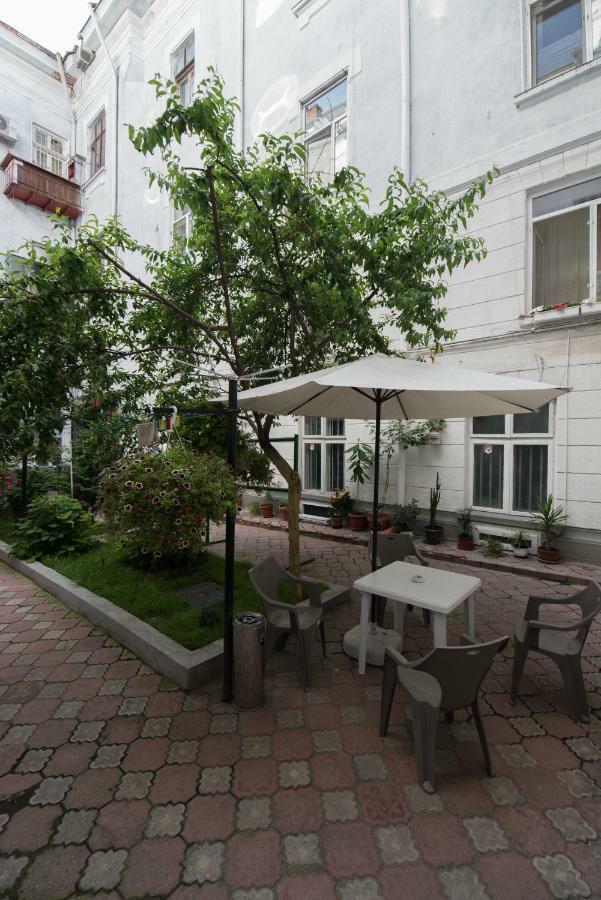 Queen Holiday Apartment Bucareste Exterior foto