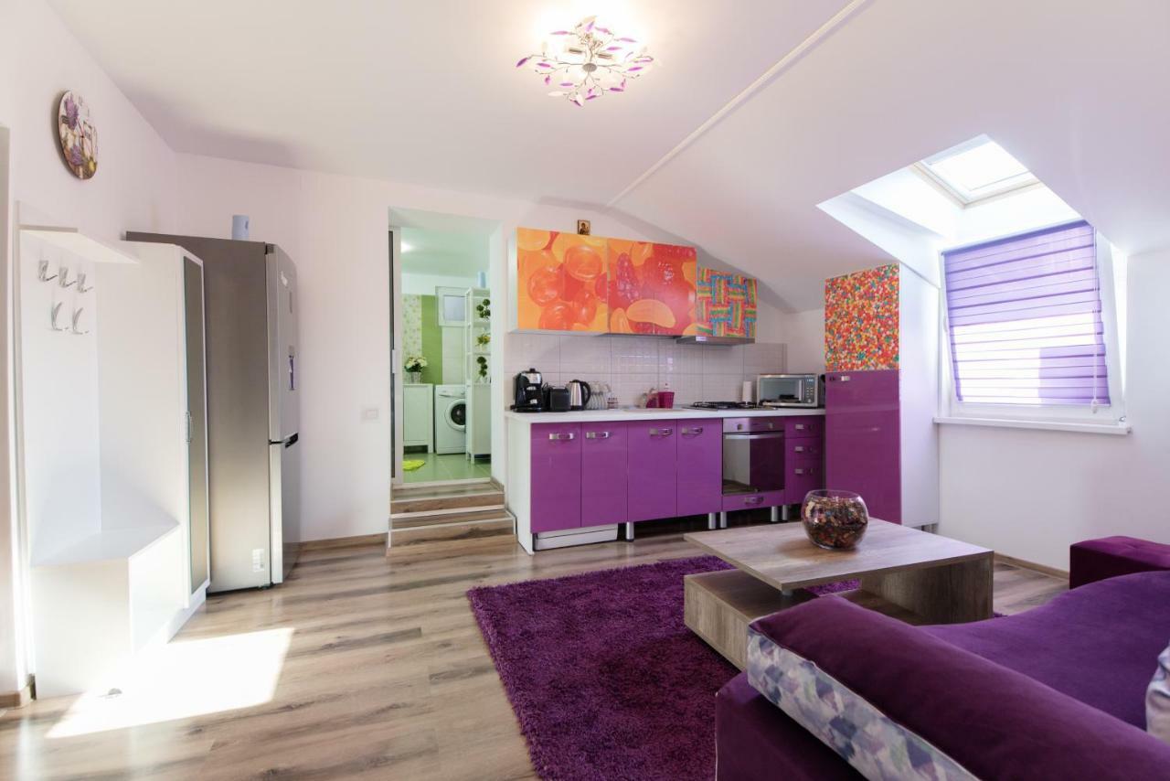 Queen Holiday Apartment Bucareste Exterior foto